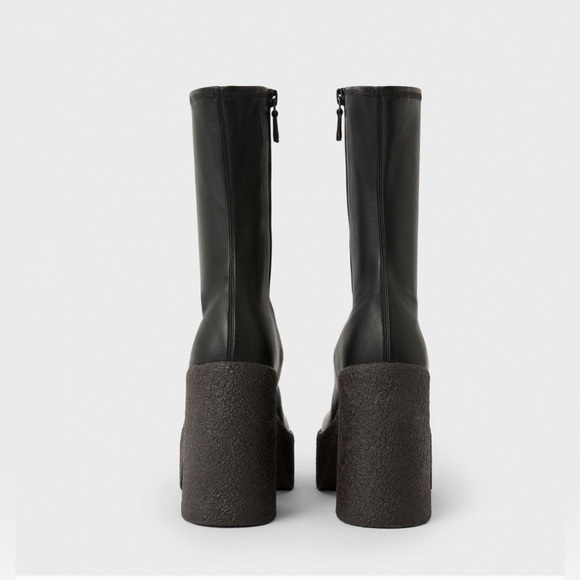 Chunky Ankle Boots
$895 - Picture 3 of 13